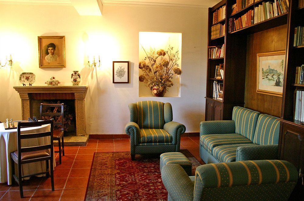 Bed and Breakfast Casa Dos Assentos De Quintiaes Барселуш Экстерьер фото
