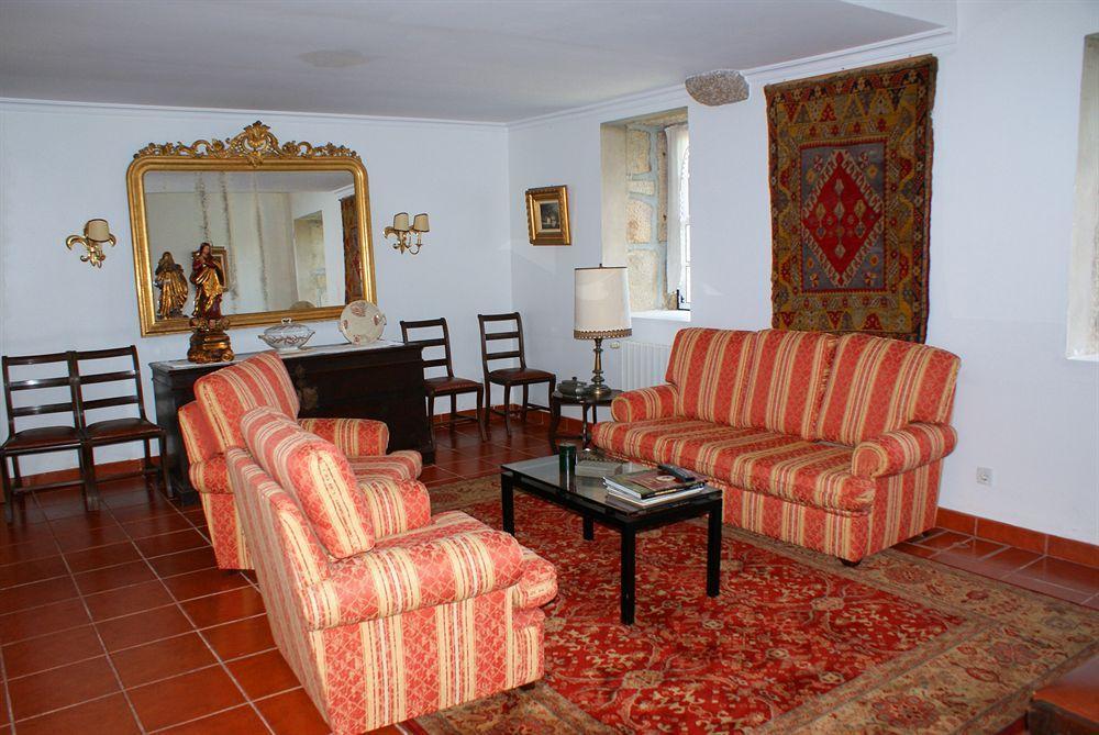 Bed and Breakfast Casa Dos Assentos De Quintiaes Барселуш Экстерьер фото